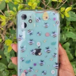 Carcasa abejitas la mochila de lore 02